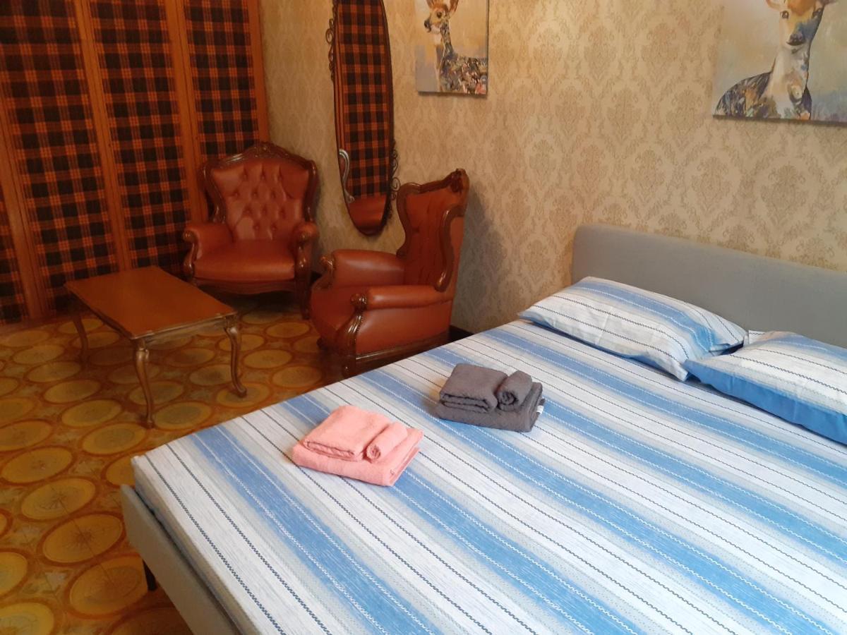 ミラノMeneghina Houseアパートメント エクステリア 写真