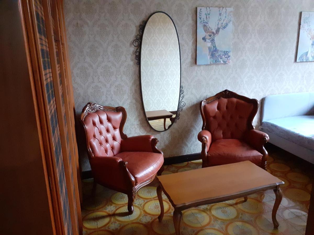 ミラノMeneghina Houseアパートメント エクステリア 写真