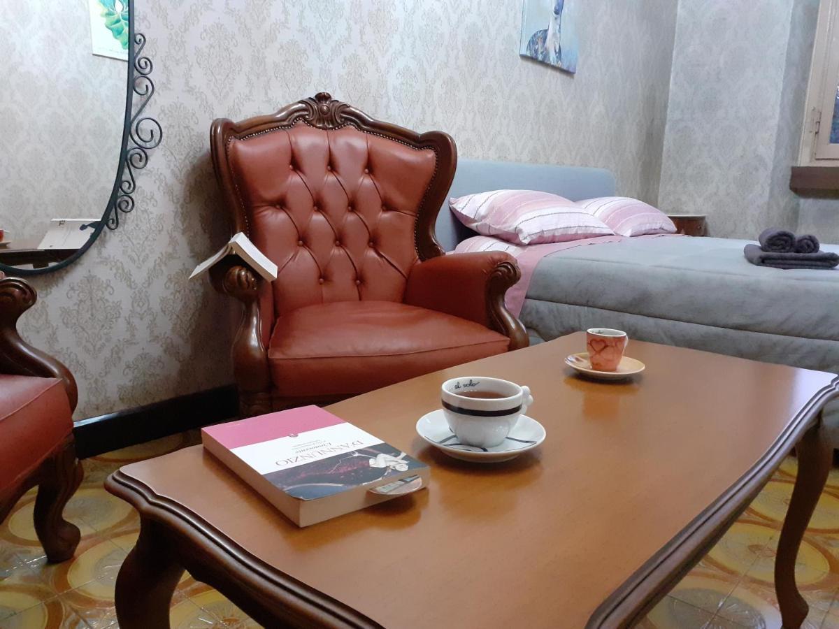 ミラノMeneghina Houseアパートメント エクステリア 写真