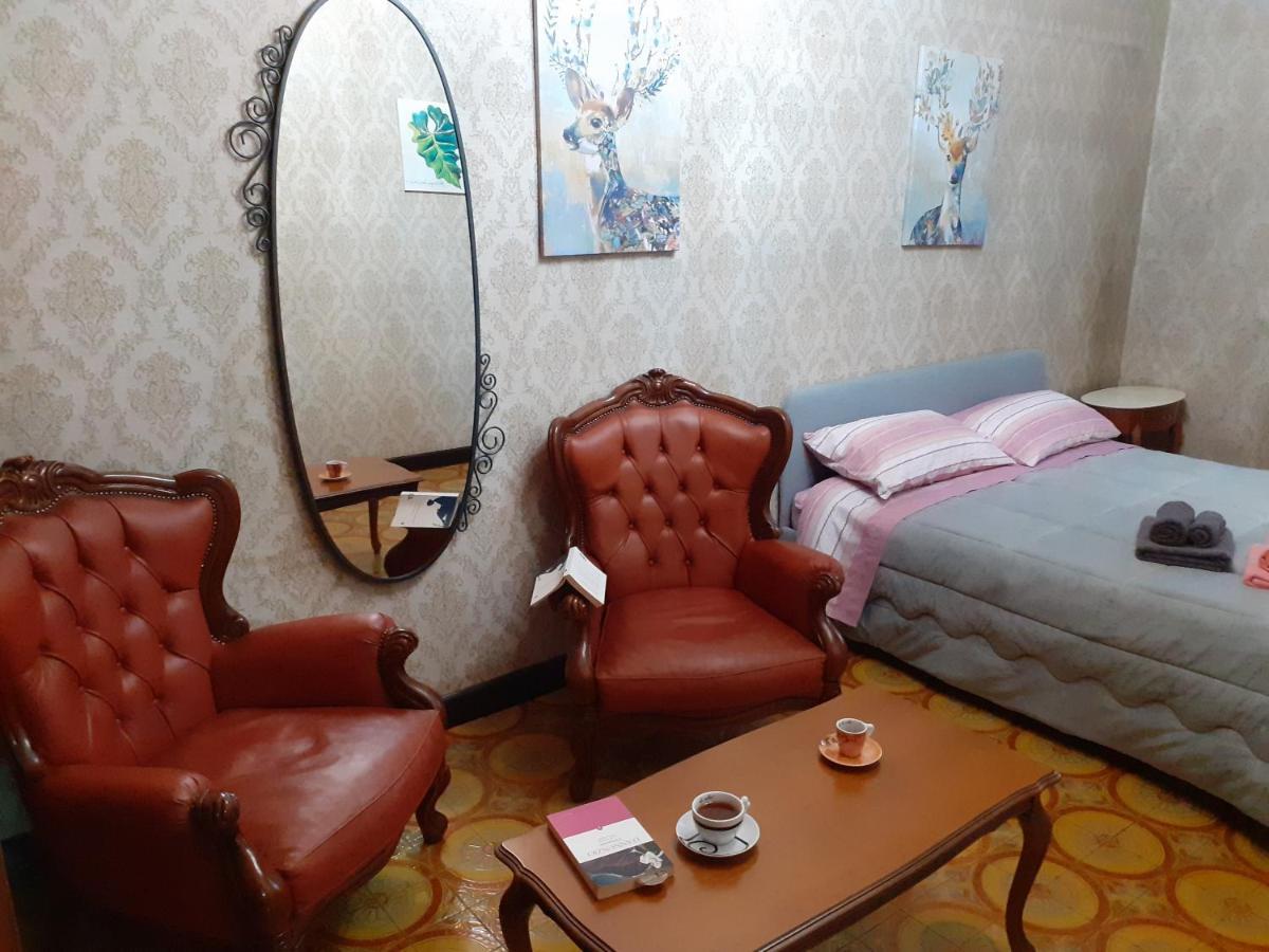 ミラノMeneghina Houseアパートメント エクステリア 写真